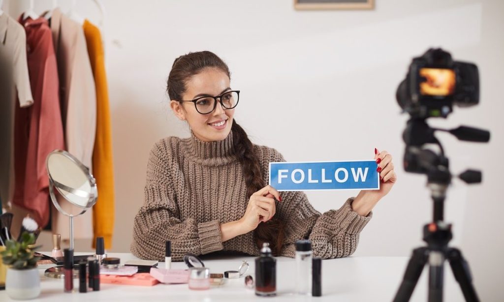 Harga Jasa Talent TikTok lengkap dengan ratecard