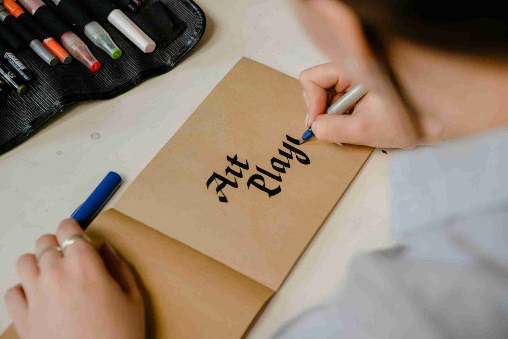 4 Tulisan Instagram Keren Agar Profil Lebih Estetik