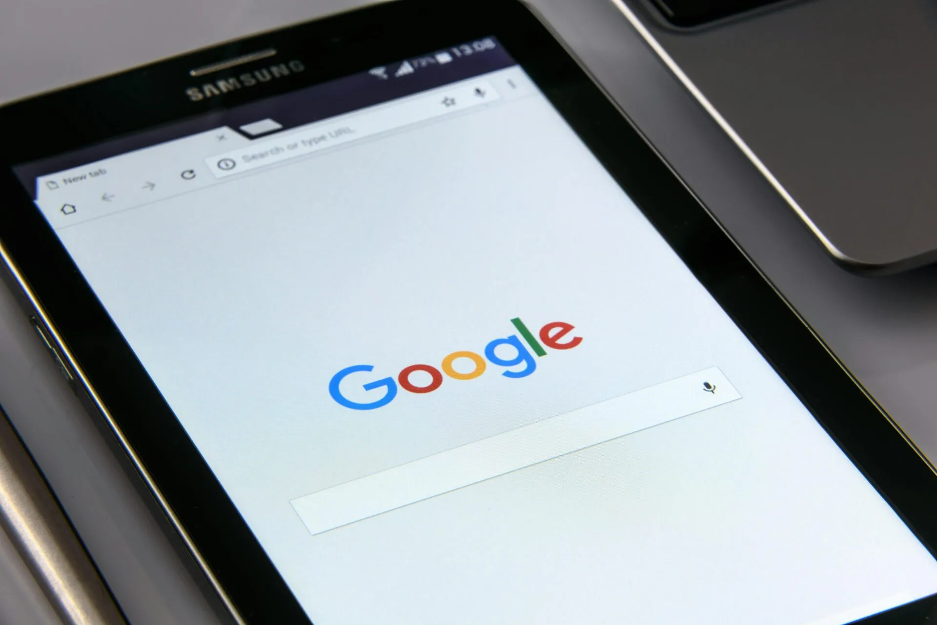 faktor yang tidak mempengaruhi ranking situs dalam pencarian google adalah