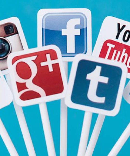 8 Tips Memilih Jasa Design Feed Instagram