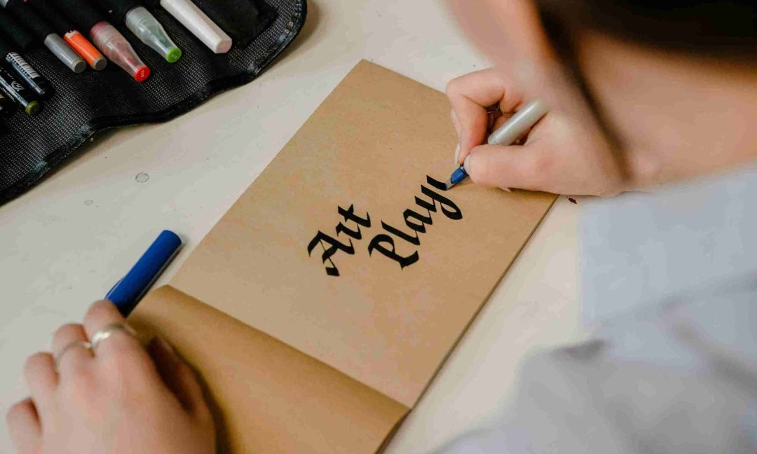 4 Tulisan Instagram Keren Agar Profil Lebih Estetik