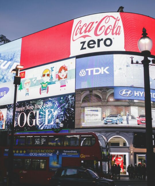 Unsur Pokok Dalam Reklame Adalah