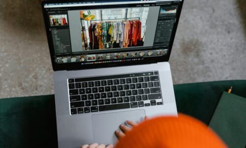 10 Tips Jualan Online Agar Produk Cepat Laku