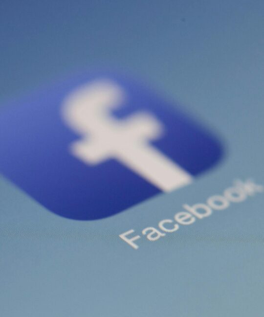 Cara Mendapatkan Centang Biru di Facebook