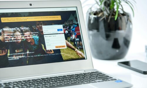 Website Statis Adalah: Kelebihan, Kekurangan dan Contohnya