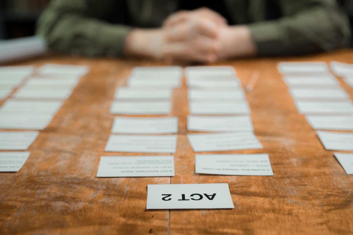 Contoh Storyboard Simple