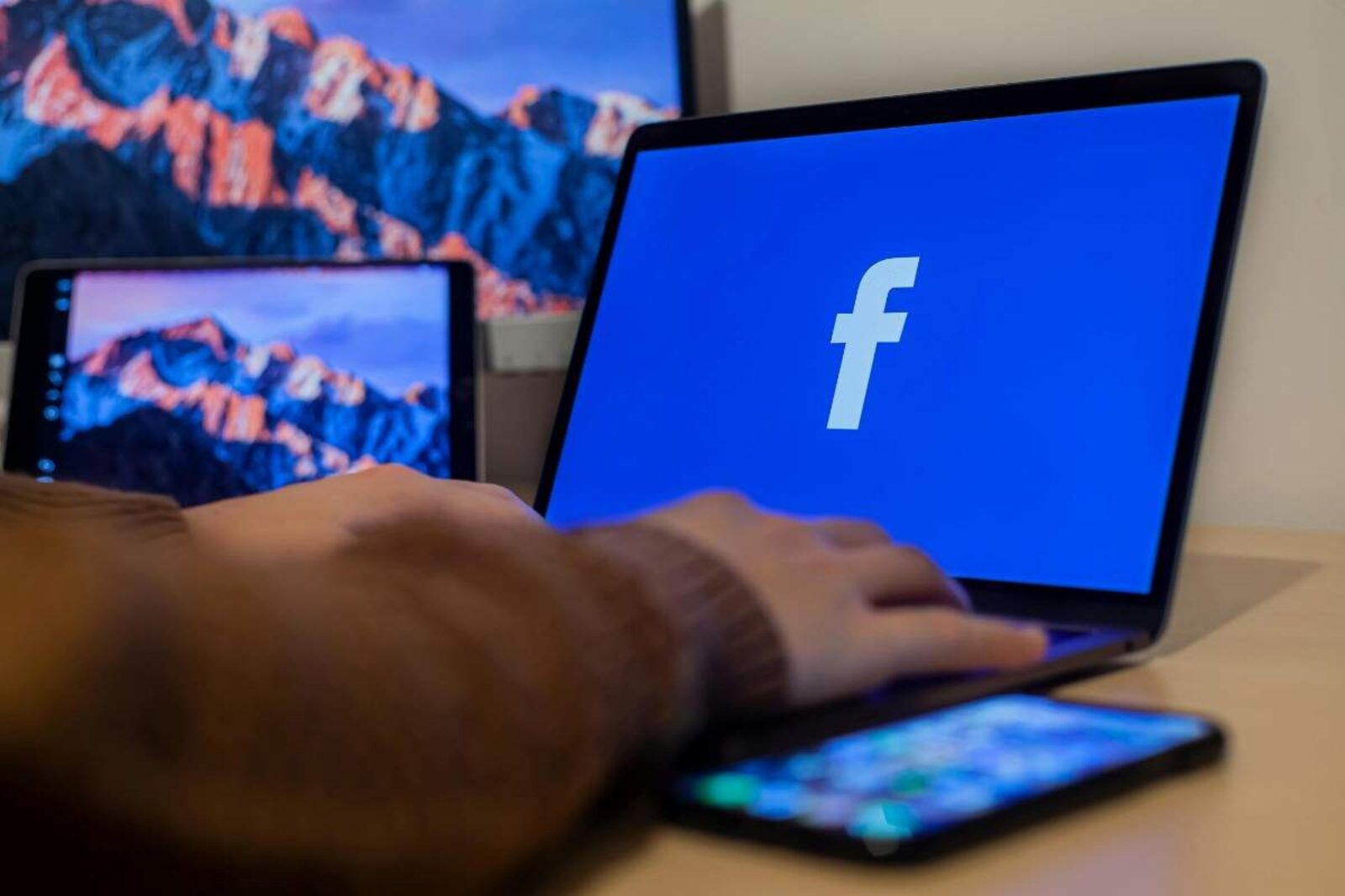 Fan Page Facebook Adalah