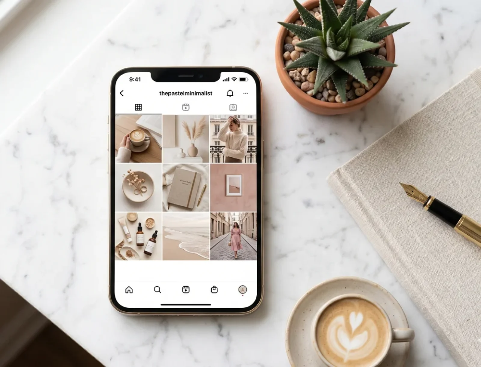 Feed IG aesthetic mockup grid 3x3 dengan tema pastel cream