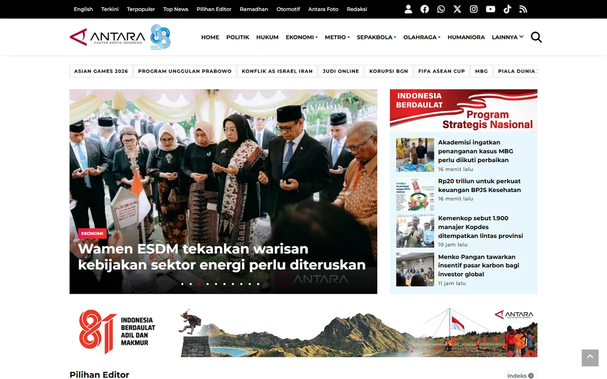 Screenshot beranda ANTARA News dengan berita utama bergambar besar, daftar berita pendamping berlabel waktu, dan tag topik populer