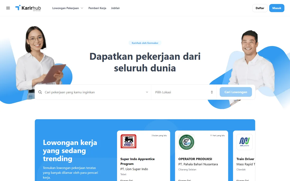 Screenshot beranda Karirhub Kemnaker dengan kolom pencarian pekerjaan dan lokasi berukuran besar serta kartu lowongan kerja yang sedang trending