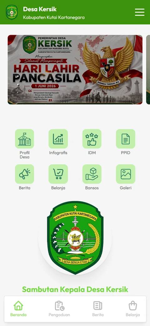 Screenshot tampilan mobile website Desa Kersik dengan ikon menu layanan di layar smartphone