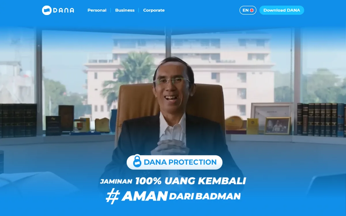 Beranda dana.id: banner DANA Protection Jaminan 100% Uang Kembali dengan menu Personal, Business, dan Corporate