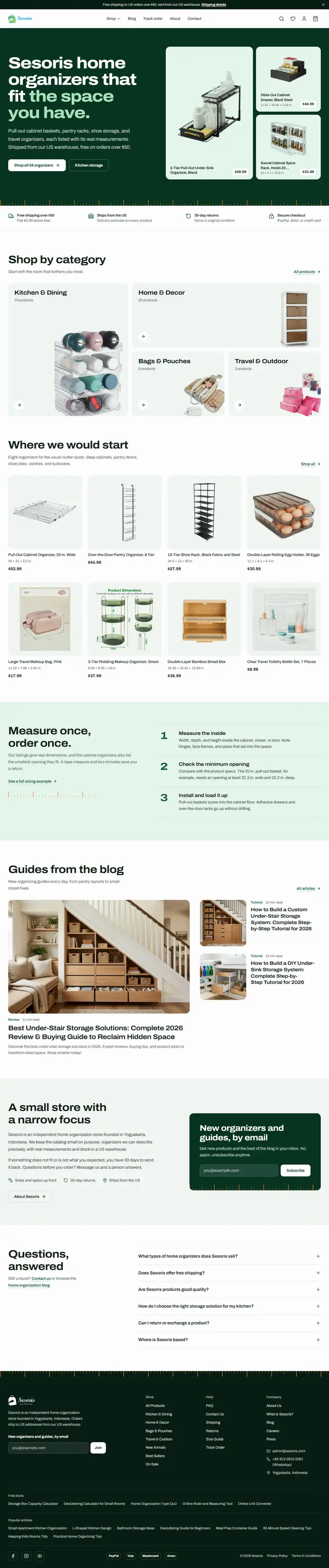Halaman depan website Sesoris (sesoris.com), home organizer, pasar global, satu halaman penuh